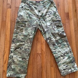 Women's Camouflage Straight Leg Cargo Pants